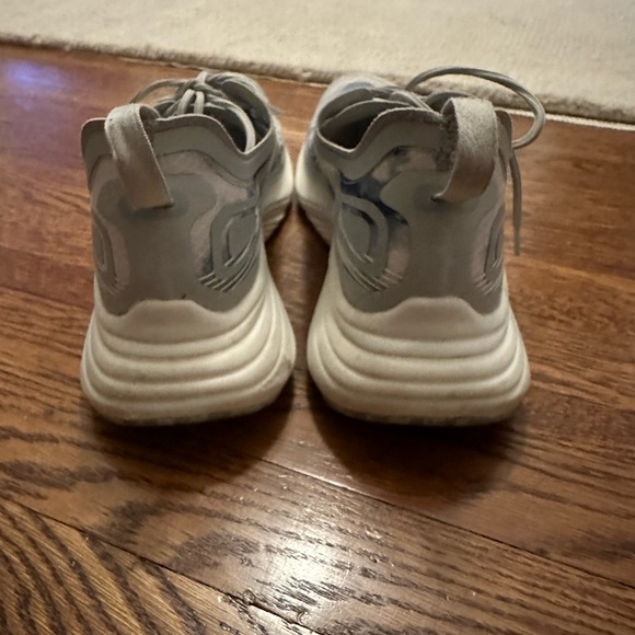 APL streamline sneaker (blue white tie dye) - Picture 3 of 5